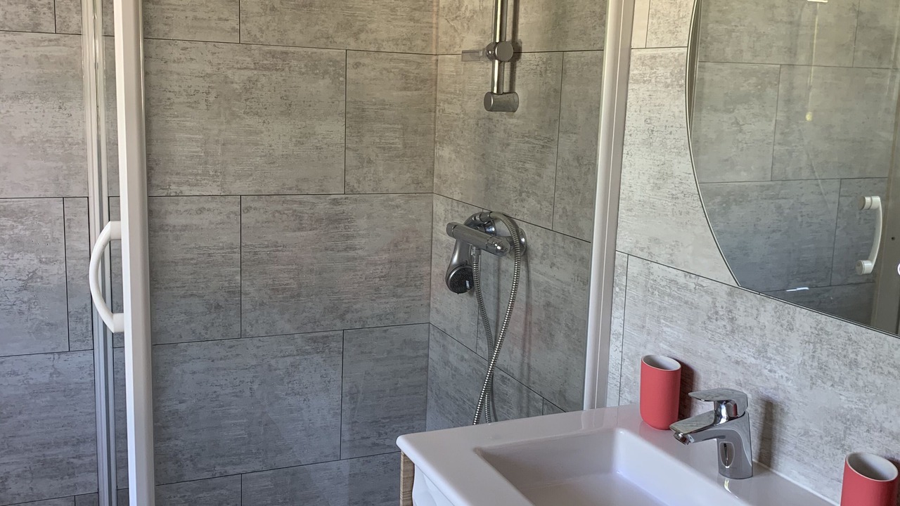 Photo of Bathroom in Theuville-aux-Maillots