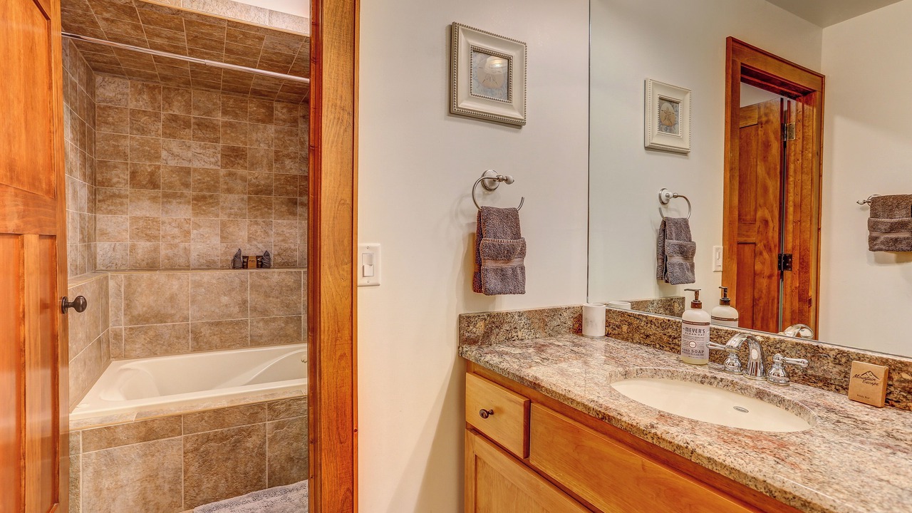 Photo of Bathroom in Beemerville