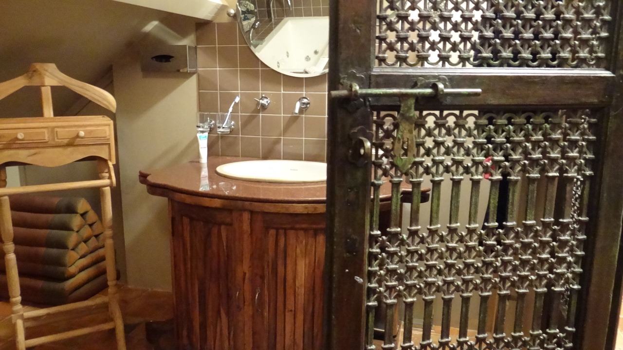 Photo of Bathroom in Mauchamps