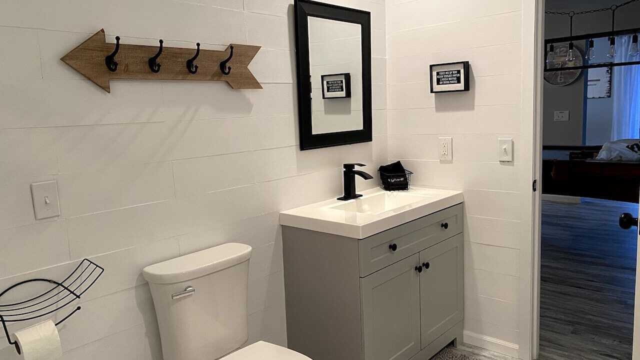Photo of Bathroom in Sunrise Beach