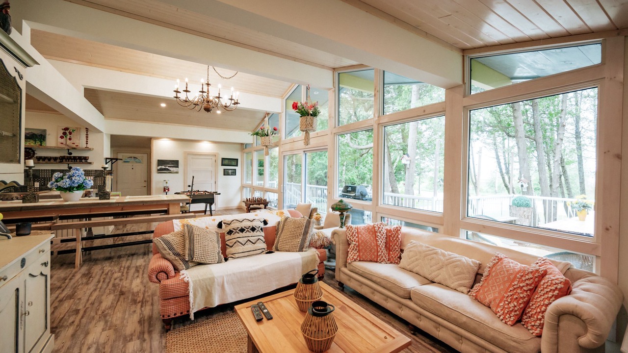 Photo of Livingroom in South Bruce Peninsula