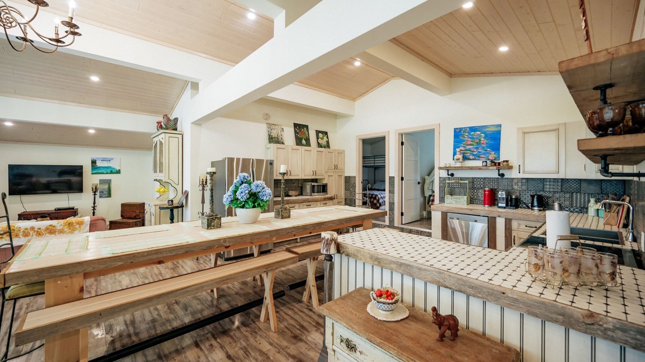 Photo of Kitchen in South Bruce Peninsula