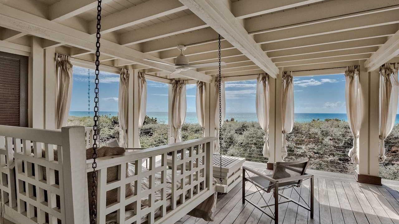 Photo of Patio Balcony in Seaside