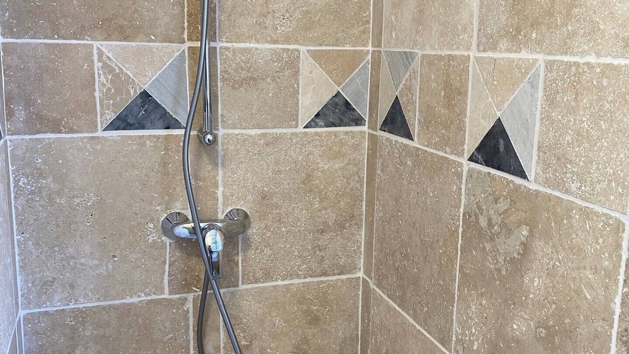 Photo of Bathroom in Beaune