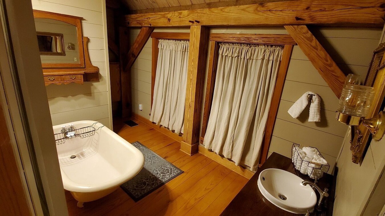 Photo of Bathroom in Lake Charles