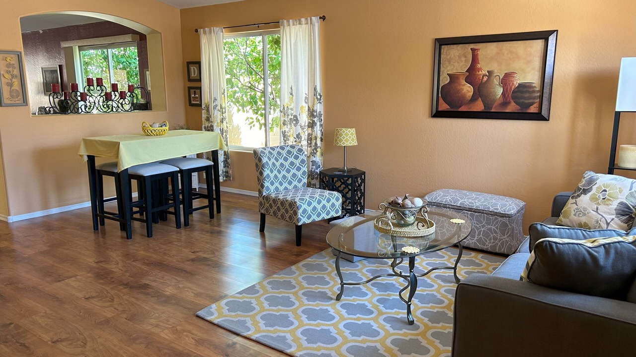 Photo of Livingroom in Centerra