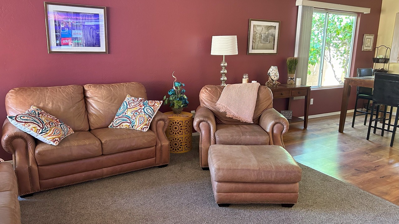 Photo of Livingroom in Centerra