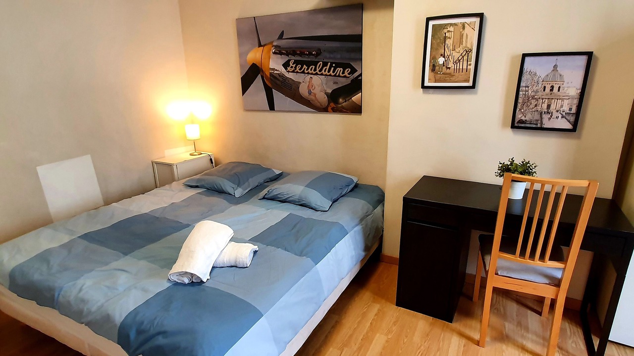 Photo of Bedroom in Louis Bertrand-Mirabeau-Semard
