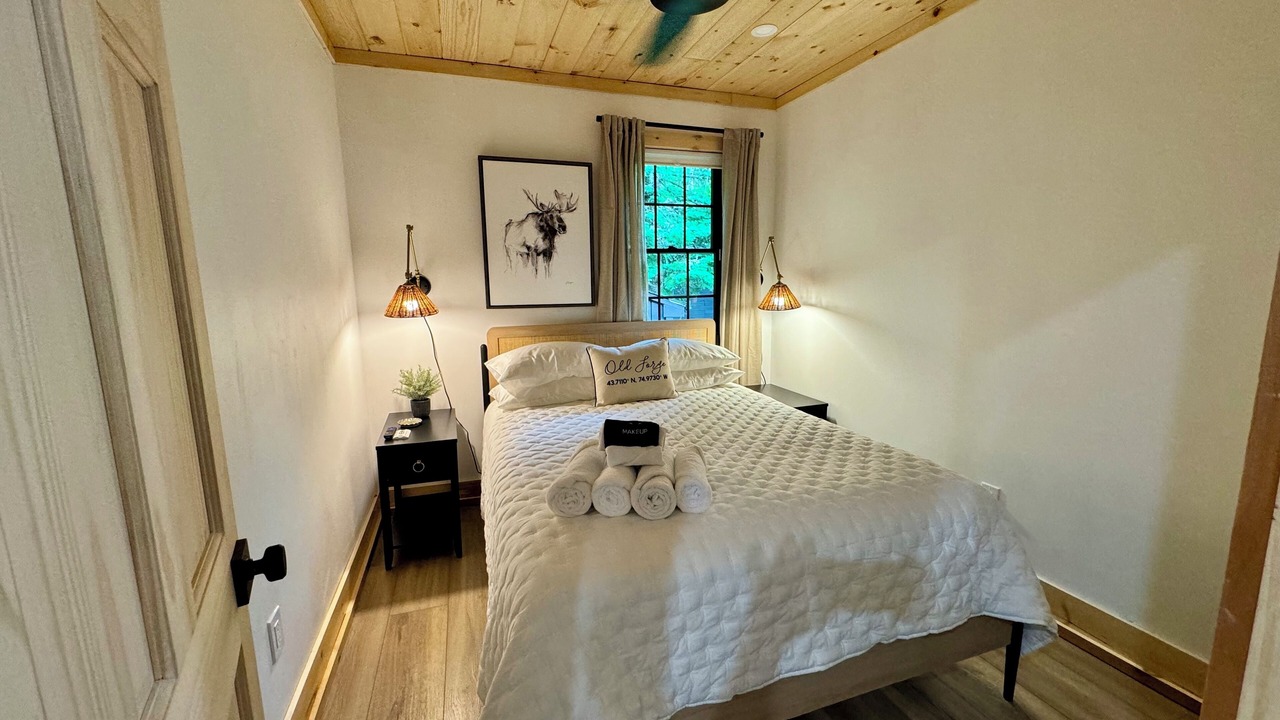 Photo of Bedroom in Town of Webb