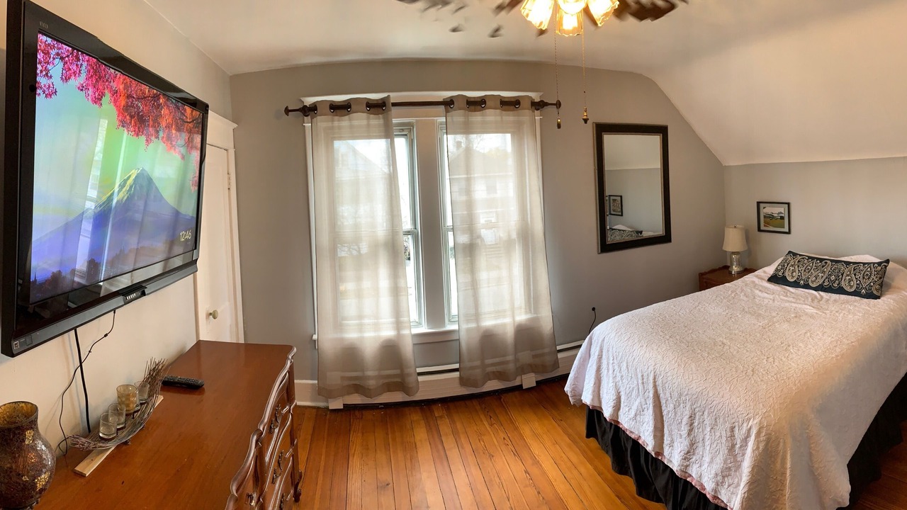 Photo of Bedroom in Albany