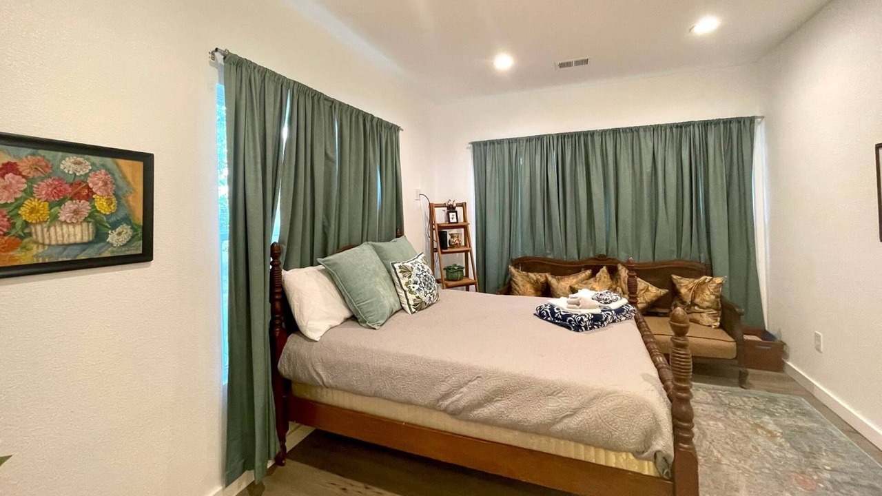 Photo of Bedroom in Georgetown