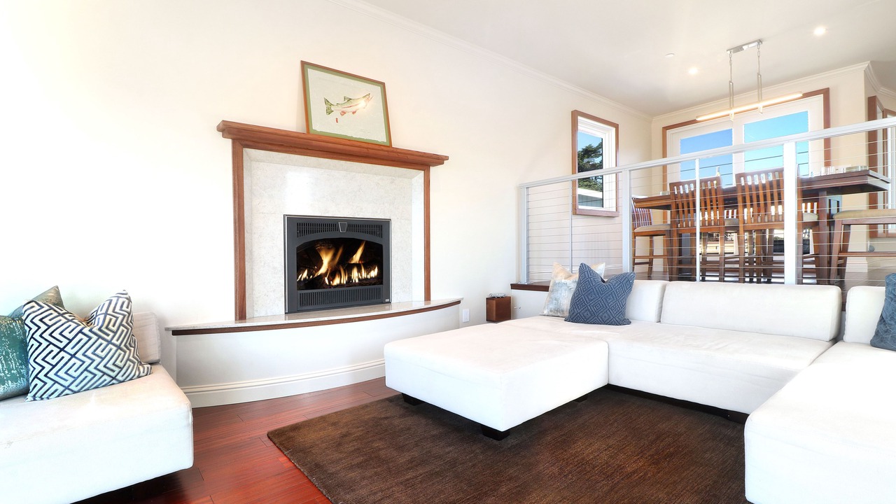 Photo of Livingroom in Dillon Beach