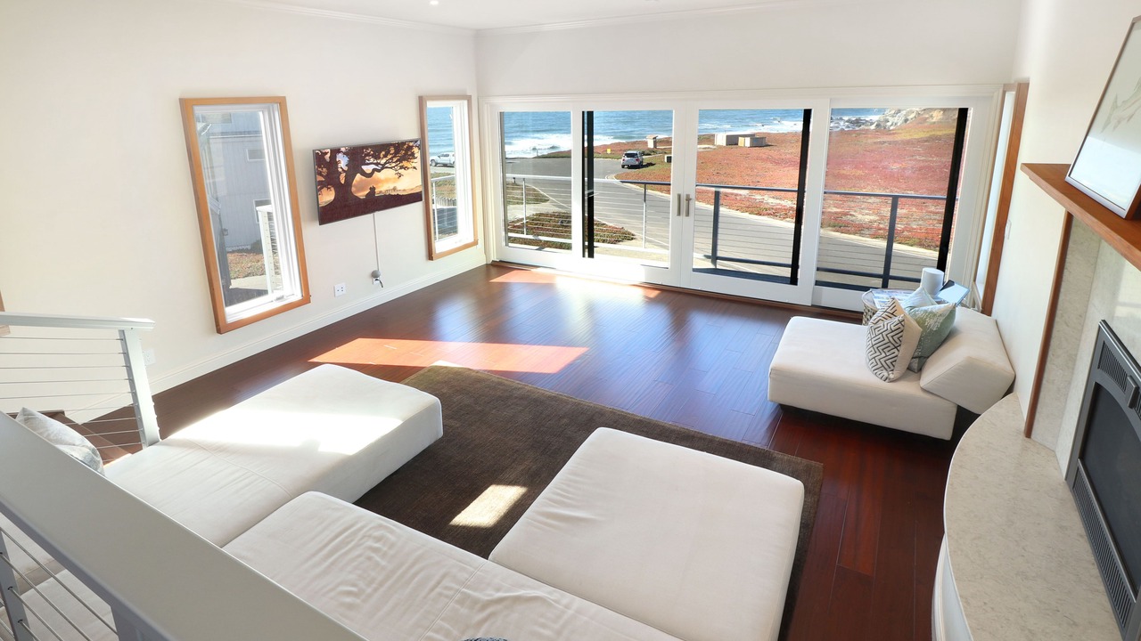 Photo of Livingroom in Dillon Beach