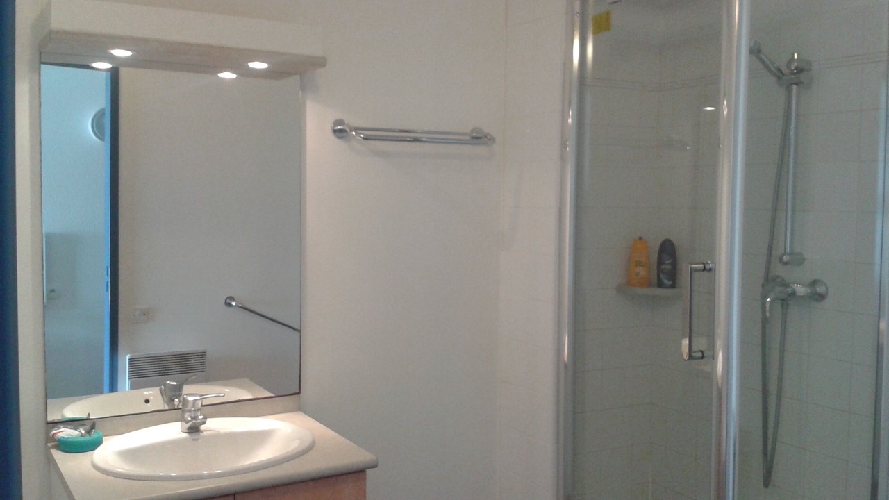 Photo of Bathroom in Pornichet