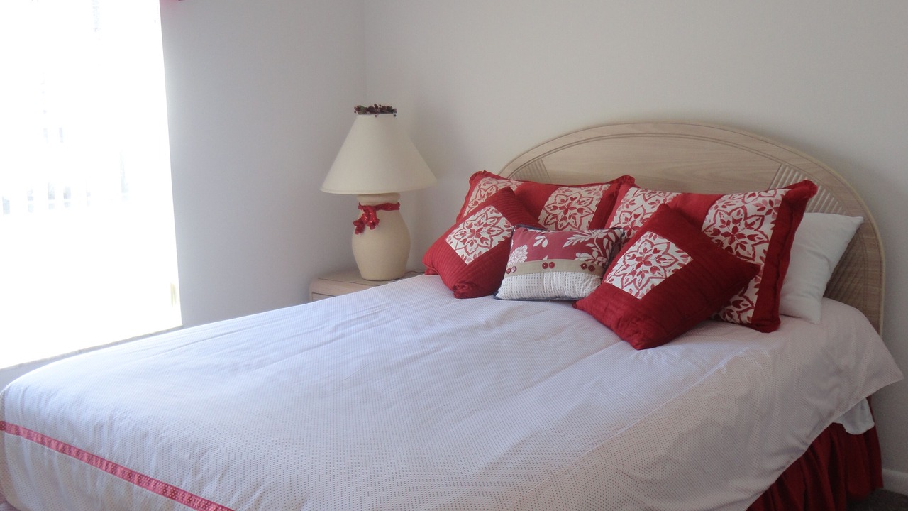 Photo of Bedroom in Fairway Oaks