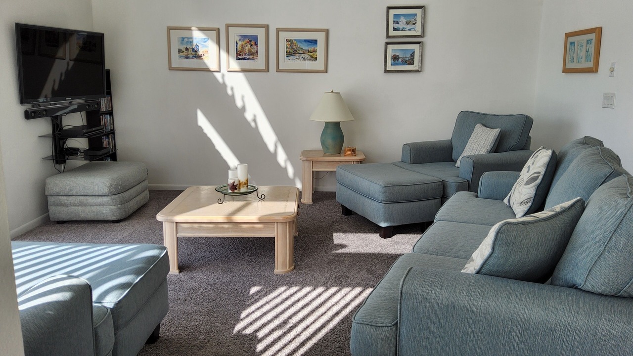 Photo of Livingroom in Fairway Oaks