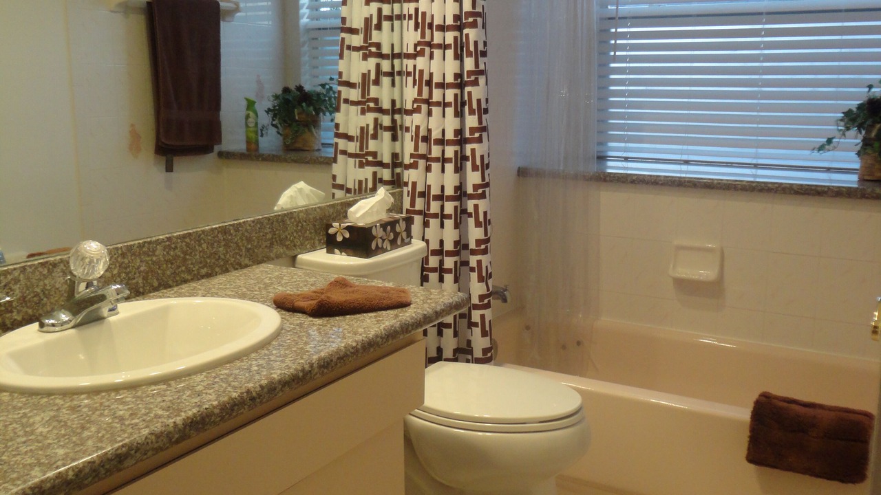 Photo of Bathroom in Fairway Oaks