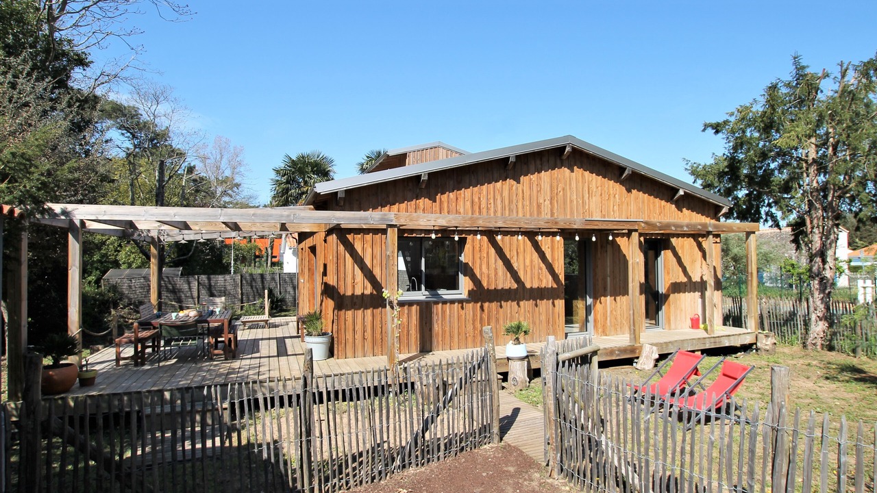 Photo of Patio Balcony in Longeville-sur-Mer