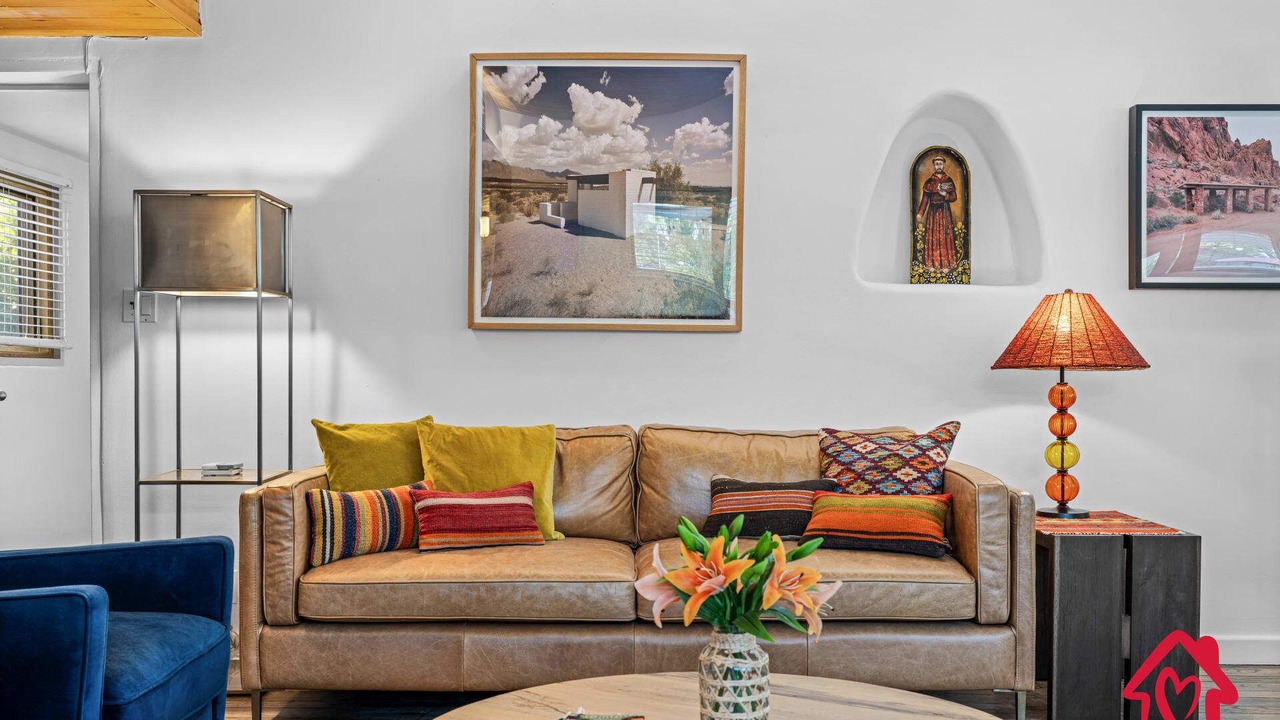 Photo of Livingroom in Albuquerque