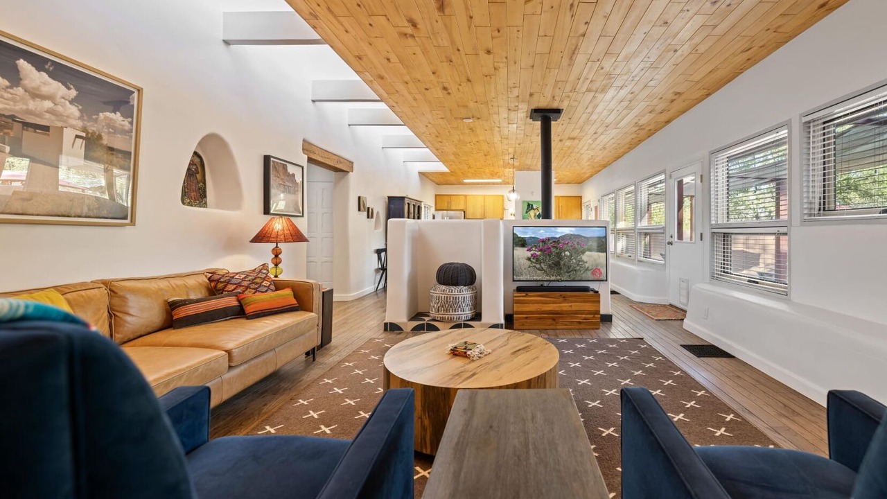 Photo of Livingroom in Albuquerque