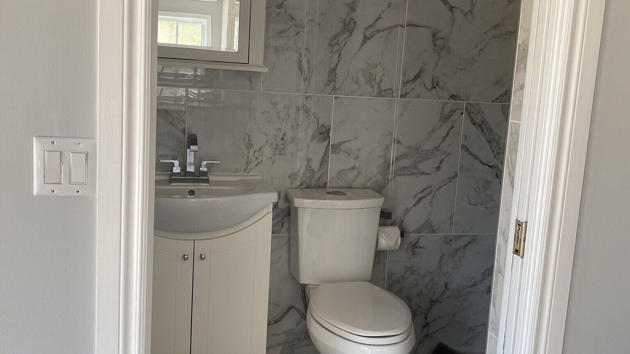 Photo of Bathroom in Campbellford