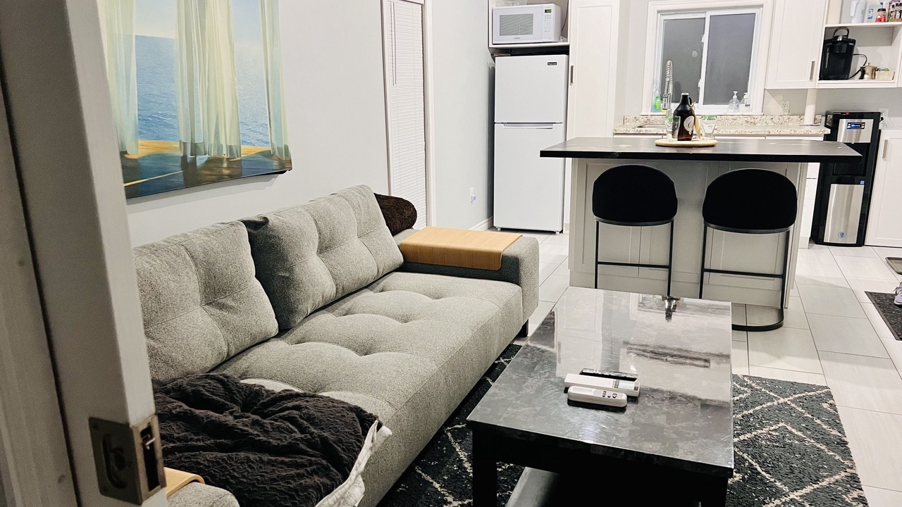 Photo of Livingroom in Campbellford