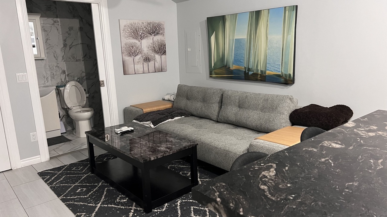 Photo of Livingroom in Campbellford