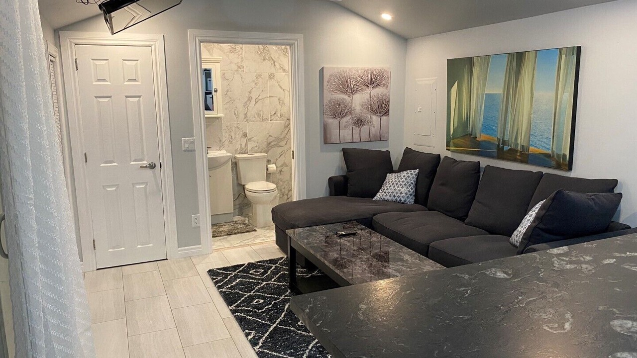 Photo of Livingroom in Campbellford