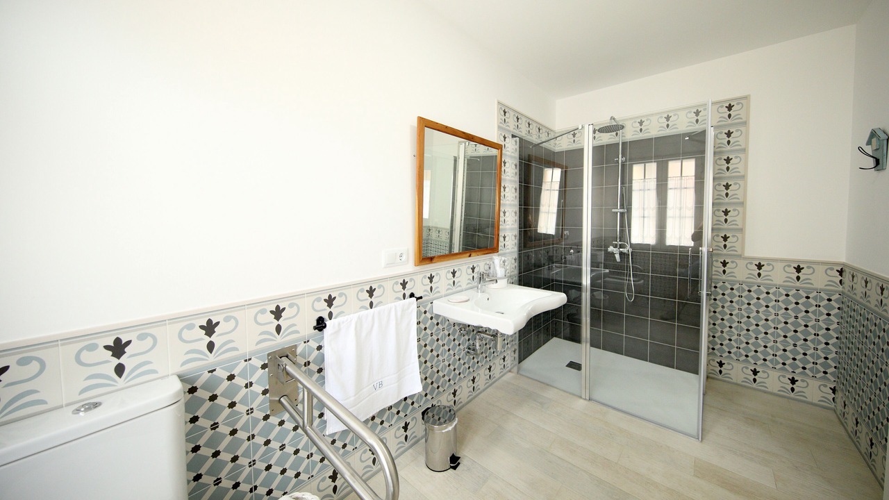 Photo of Bathroom in Villalba de la Sierra