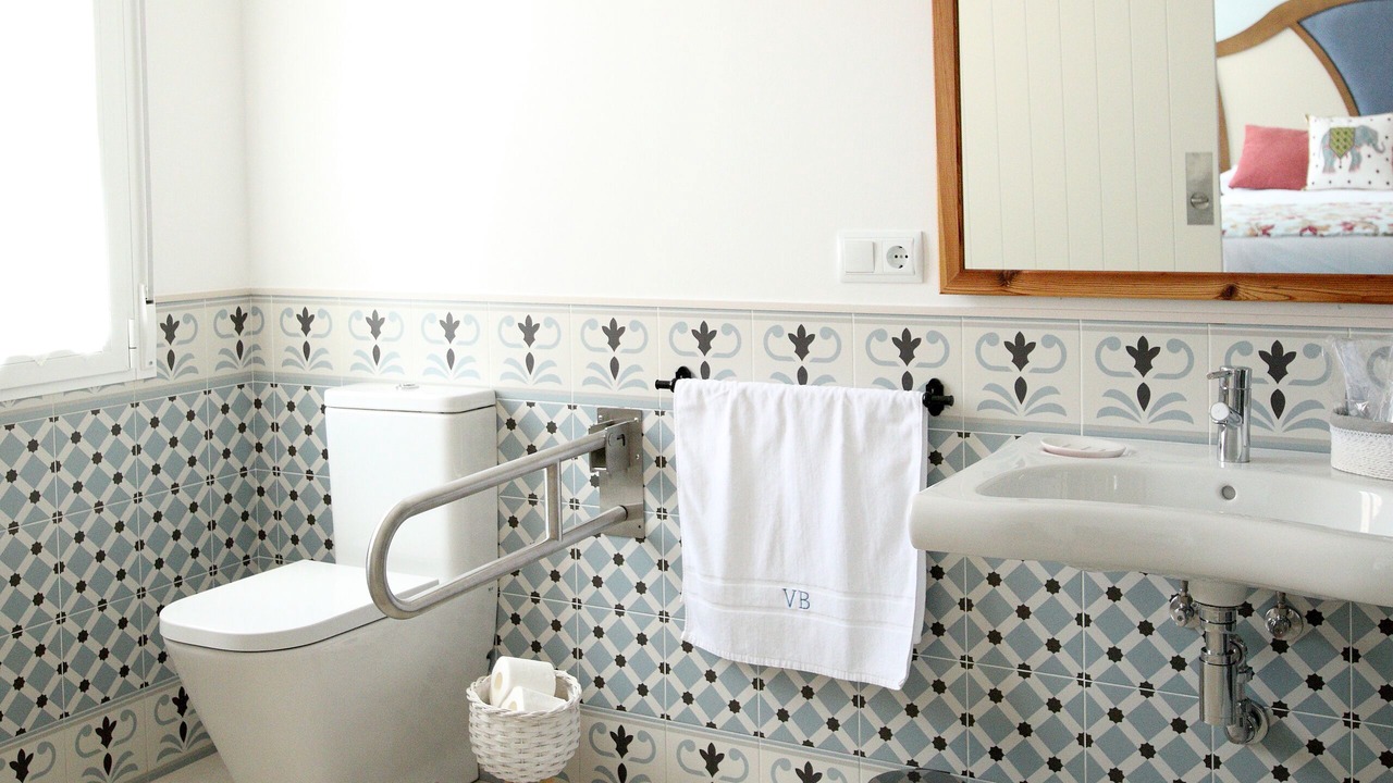 Photo of Bathroom in Villalba de la Sierra