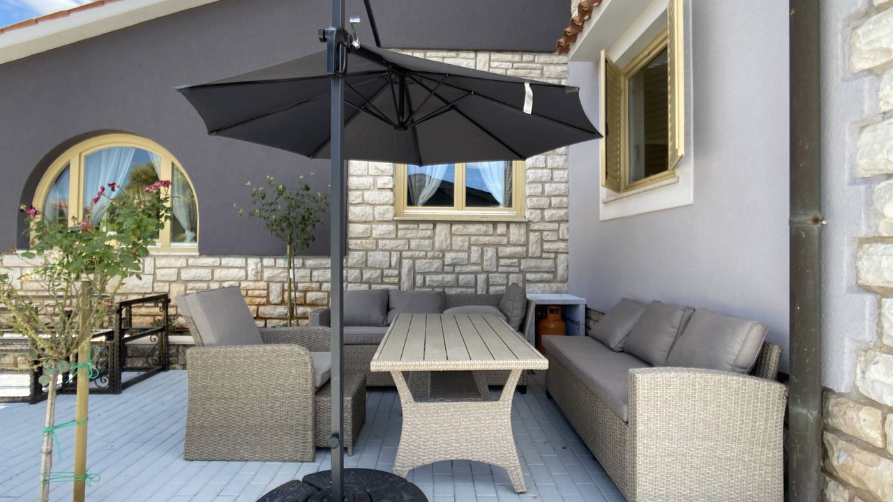 Photo of Patio Balcony in Gulici