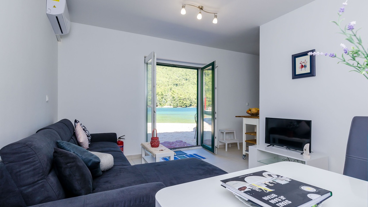 Photo of Livingroom in Broce