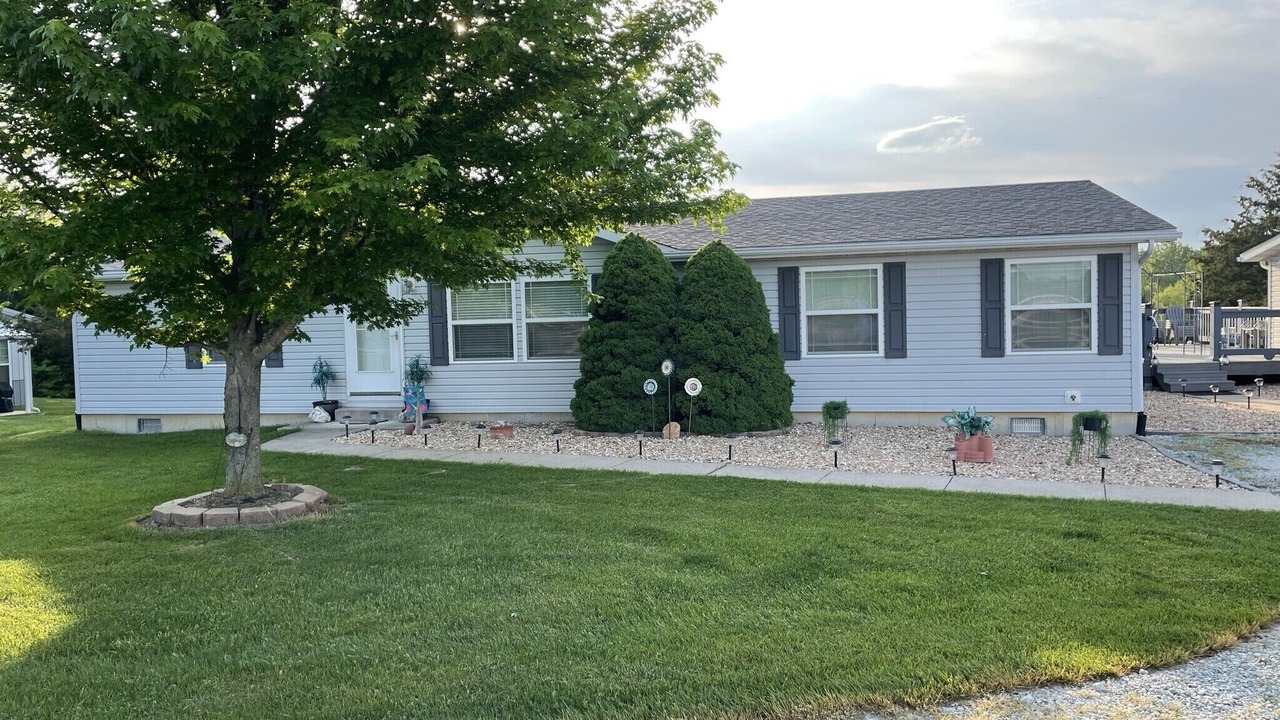 Photo of Outdoor in Monroe City