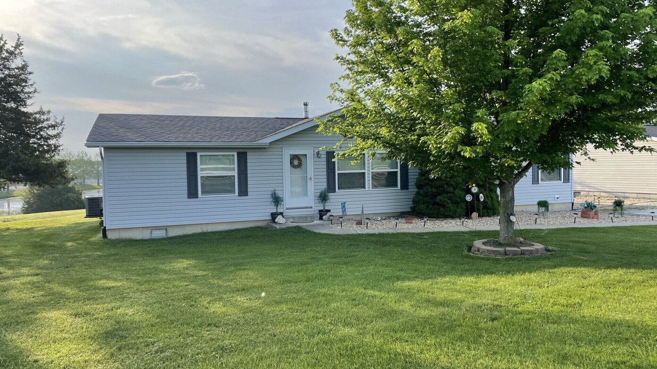 Photo of Outdoor in Monroe City