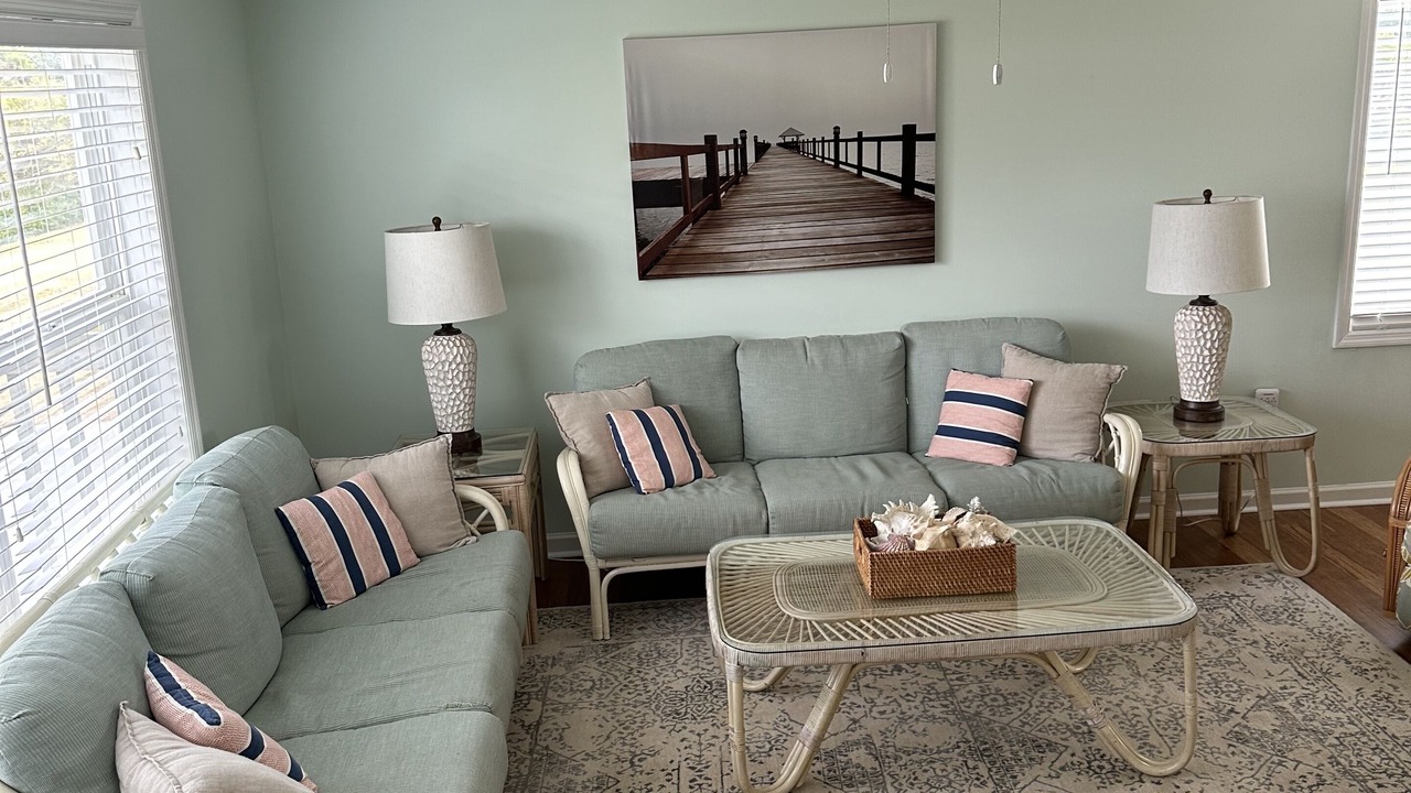 Photo of Livingroom in Emerald Isle