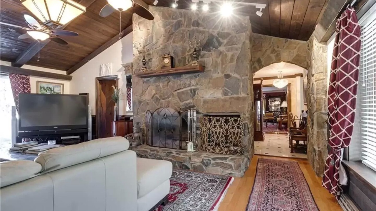 Photo of Livingroom in Glen Allen