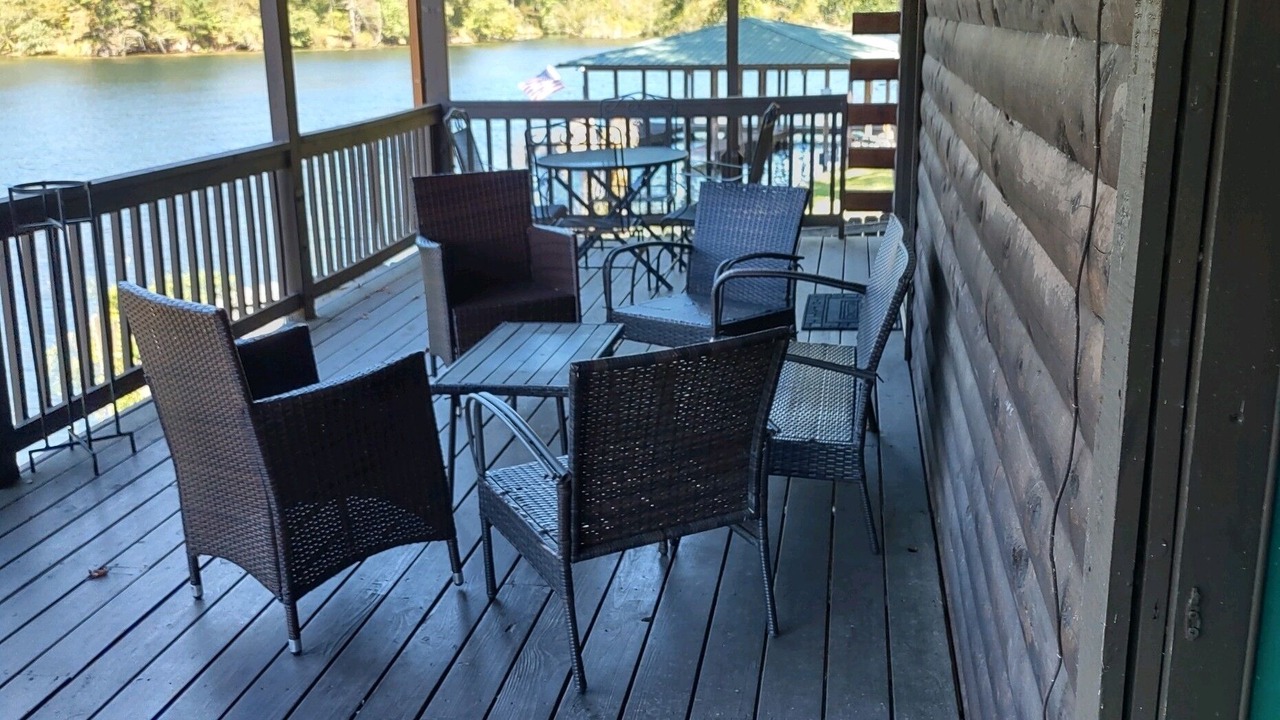Photo of Patio Balcony in Mountain Pine