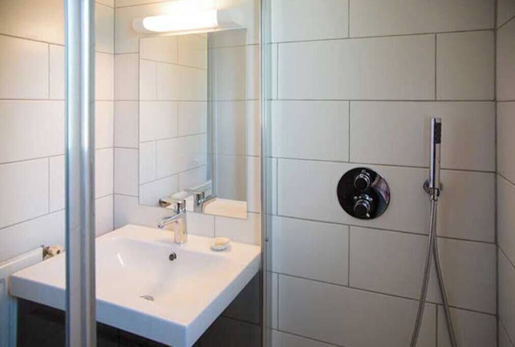 Photo of Bathroom in Saint-Hilaire-Saint-Mesmin
