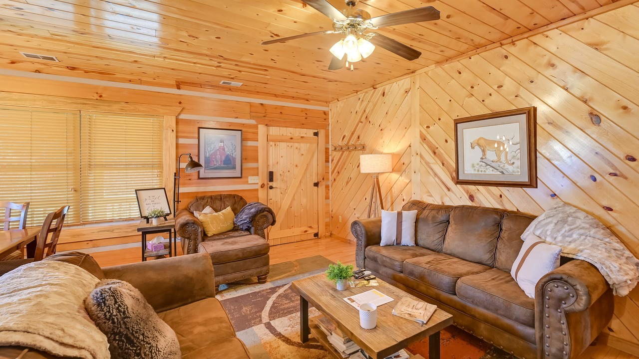 Photo of Livingroom in Beattyville