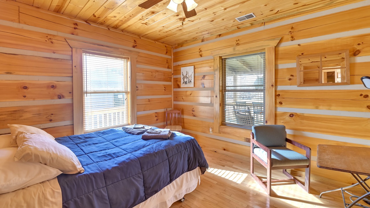 Photo of Bedroom in Beattyville