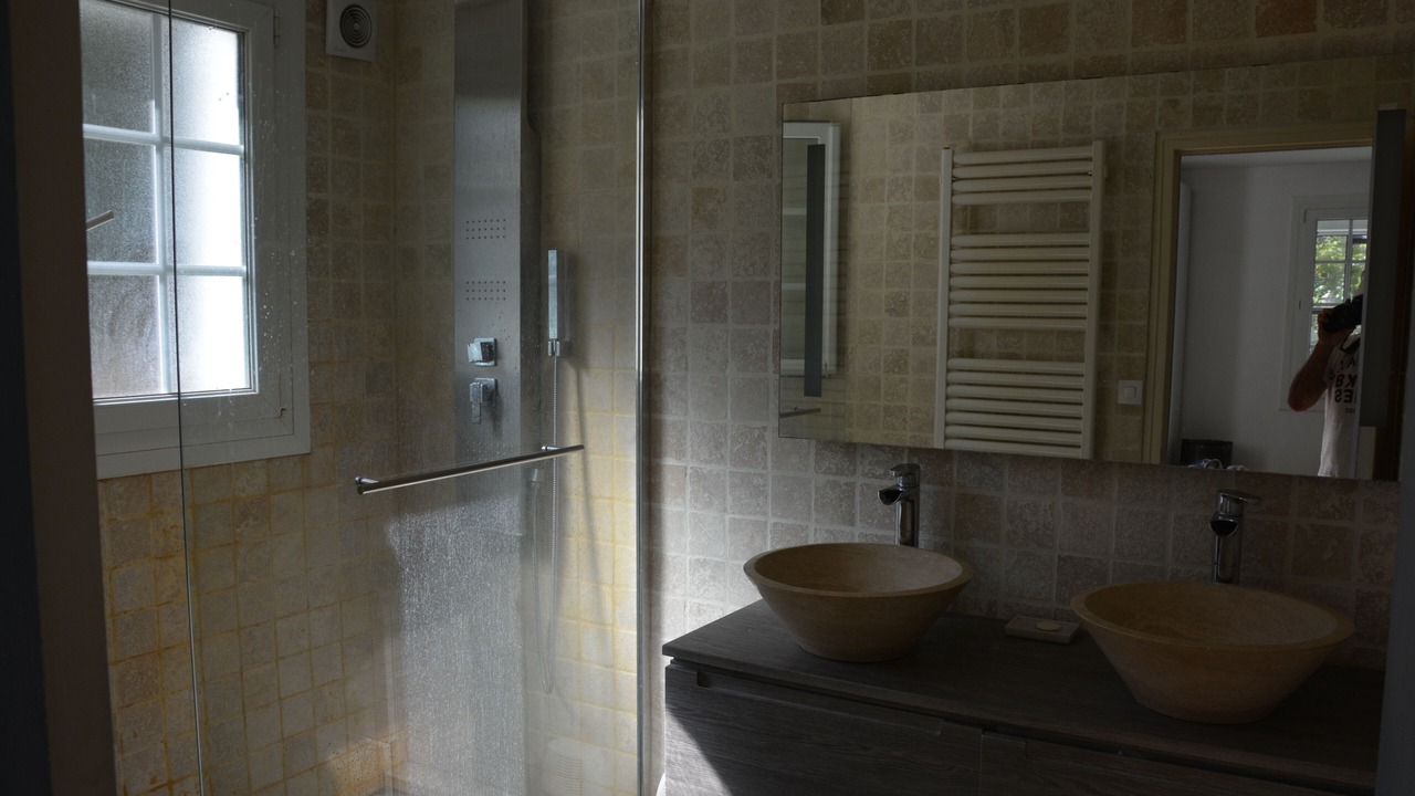 Photo of Bathroom in La Chapelle-sur-Erdre