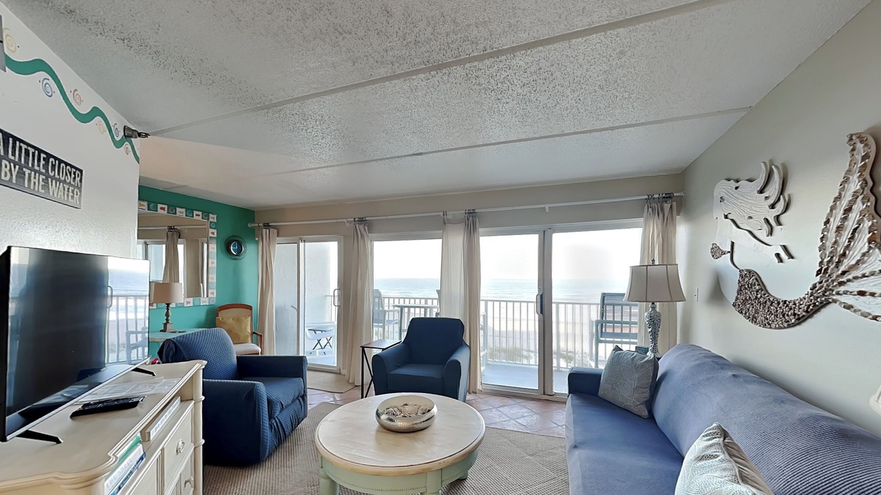 Photo of Livingroom in Jacksonville Beach