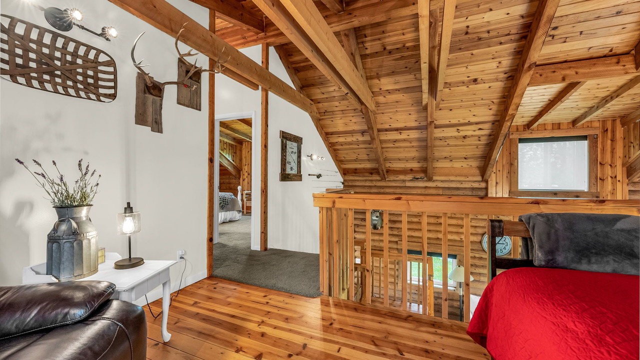 Photo of Bedroom in Scofield