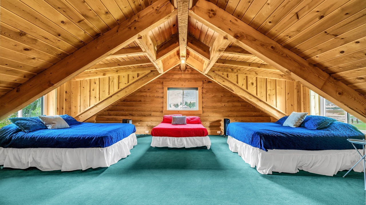 Photo of Bedroom in Scofield