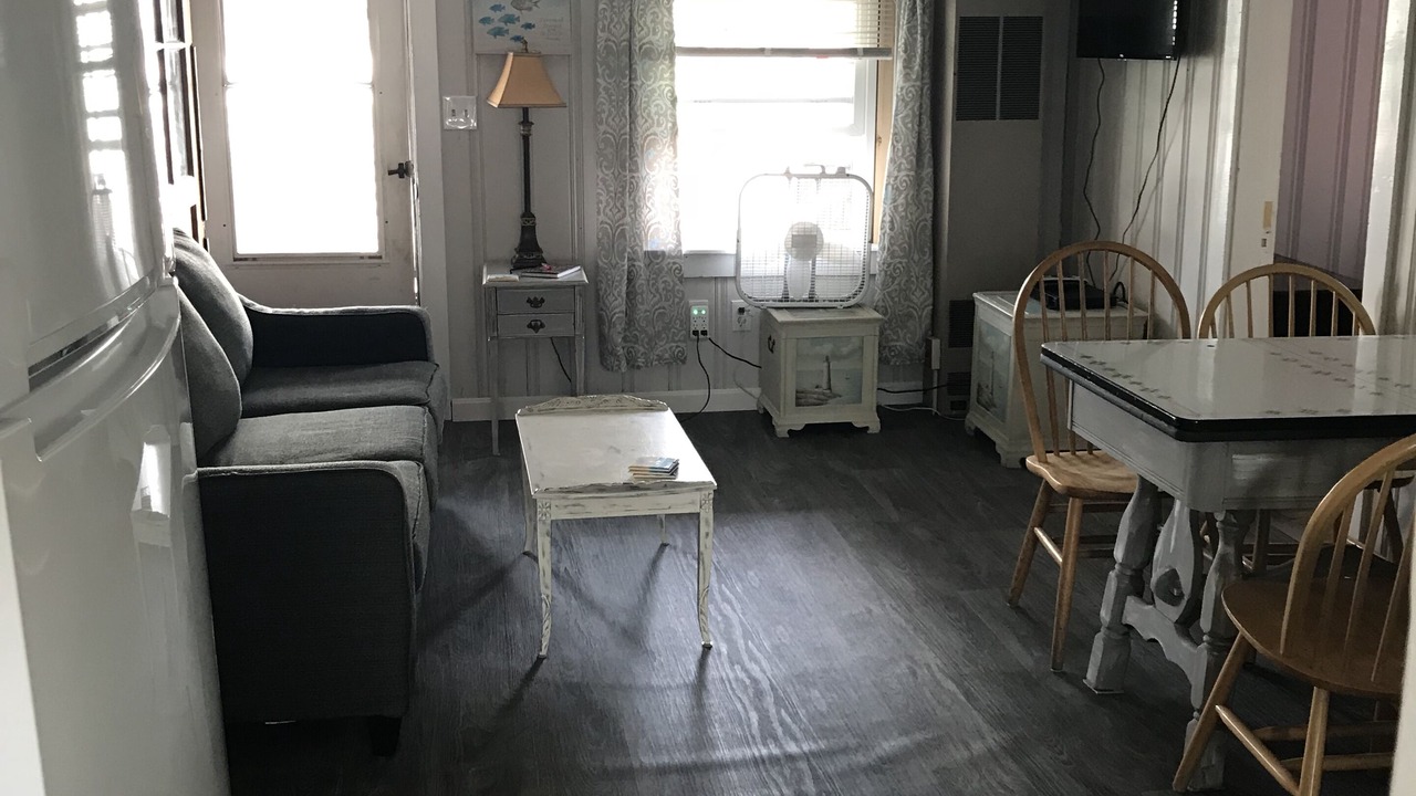 Photo of Livingroom in Hampton
