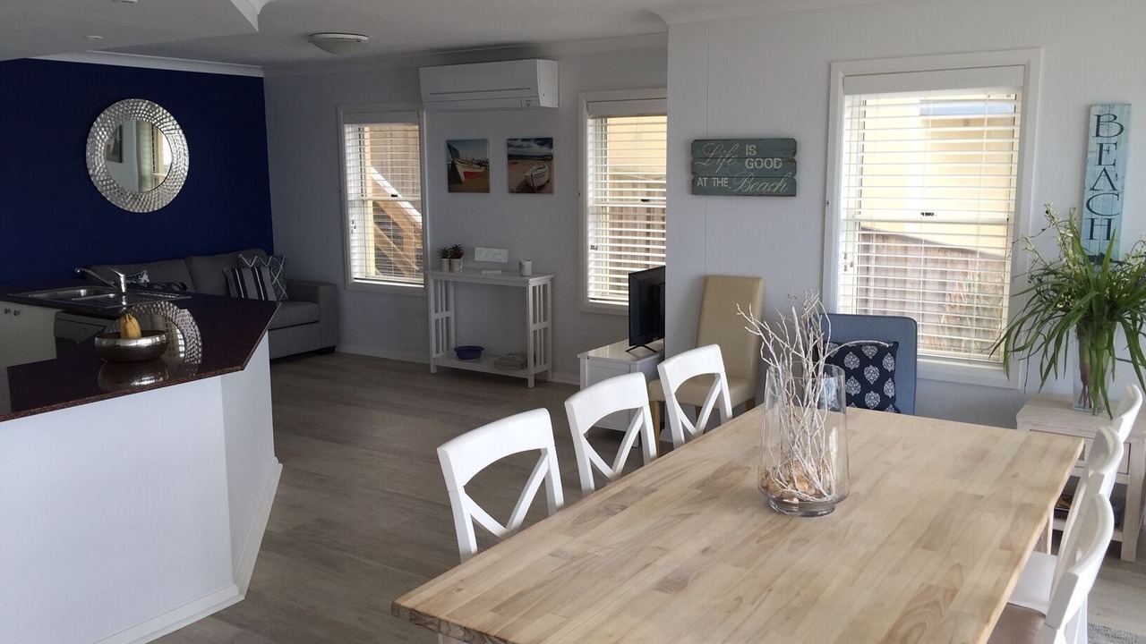 Photo of Others in The Entrance