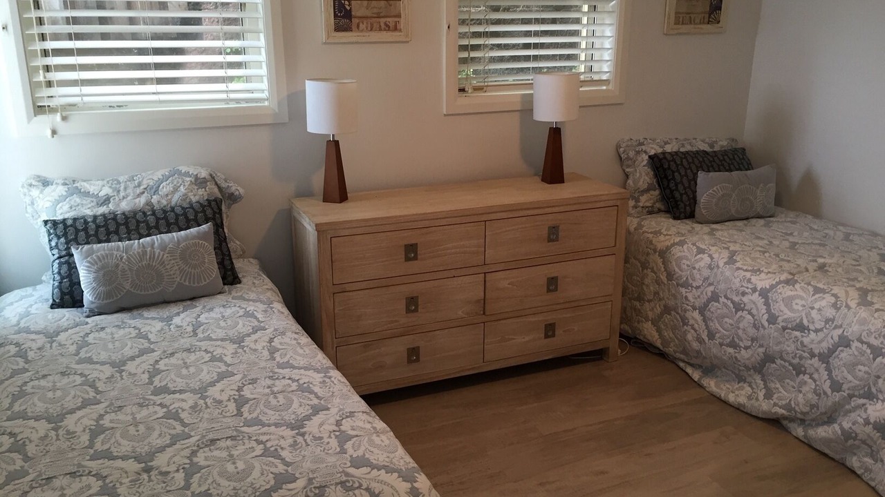 Photo of Others in The Entrance