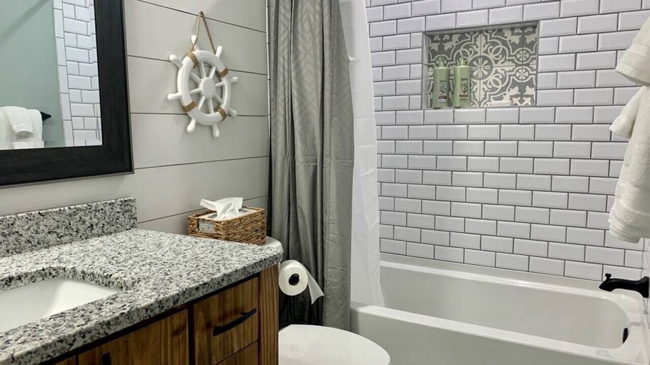 Photo of Bathroom in Croatan Beach