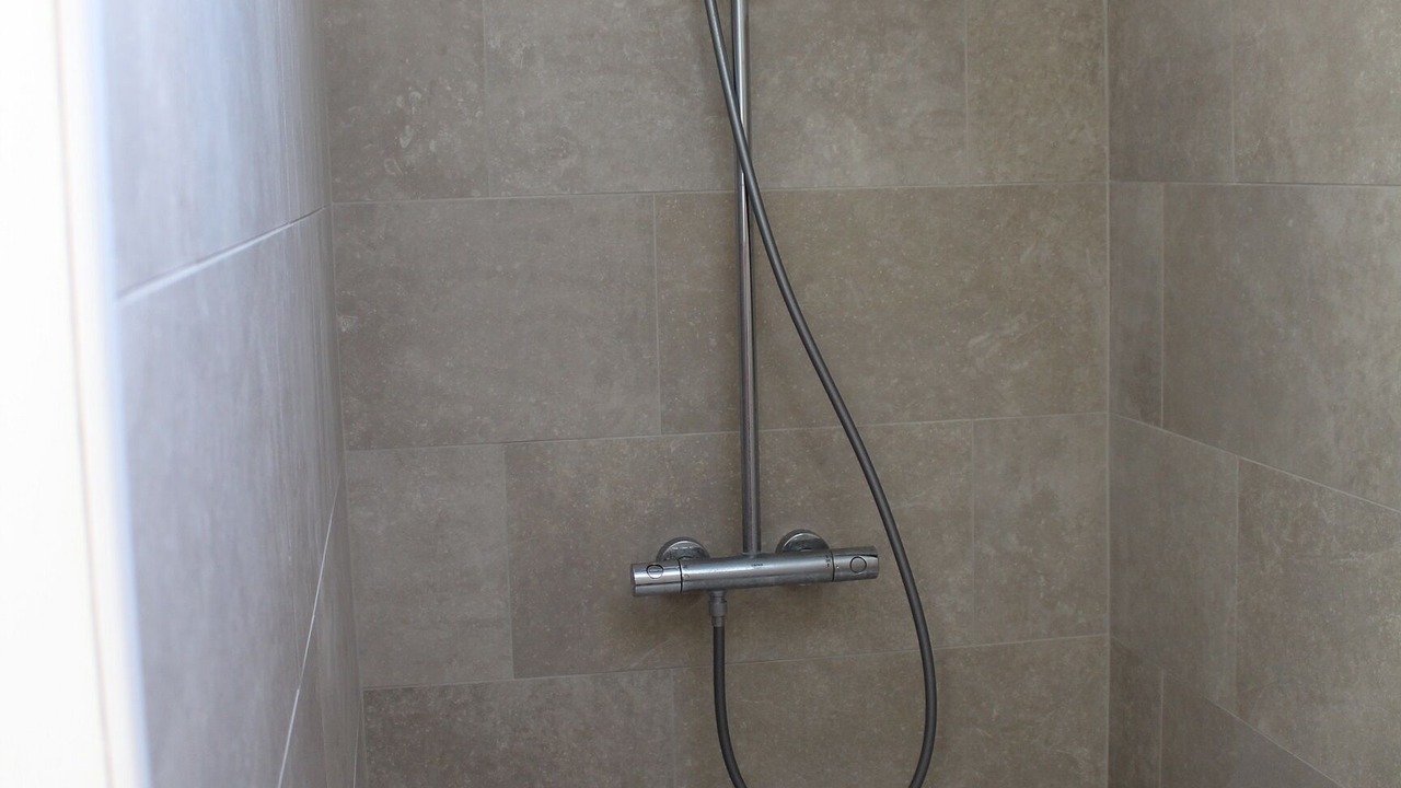 Photo of Bathroom in Sainte-Catherine-de-Fierbois