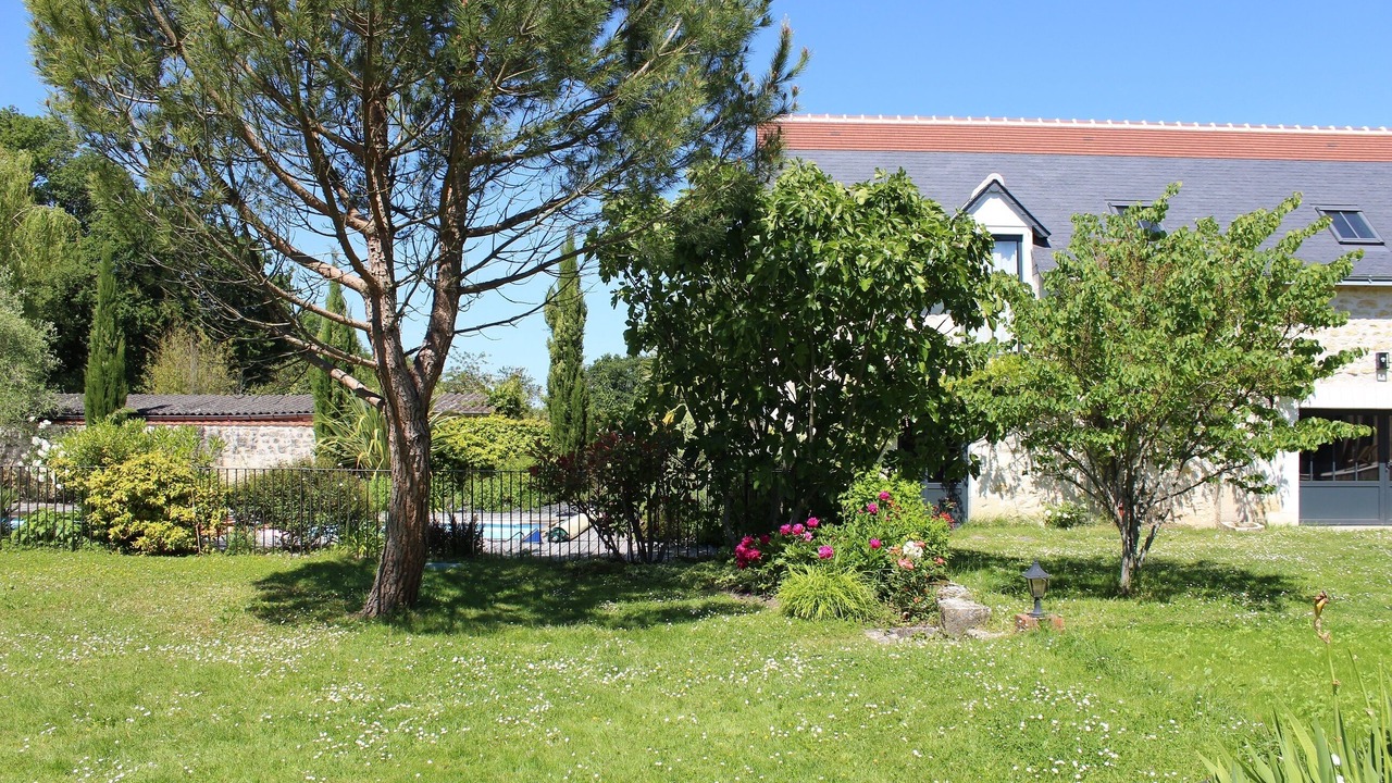 Photo of Outdoor in Sainte-Catherine-de-Fierbois